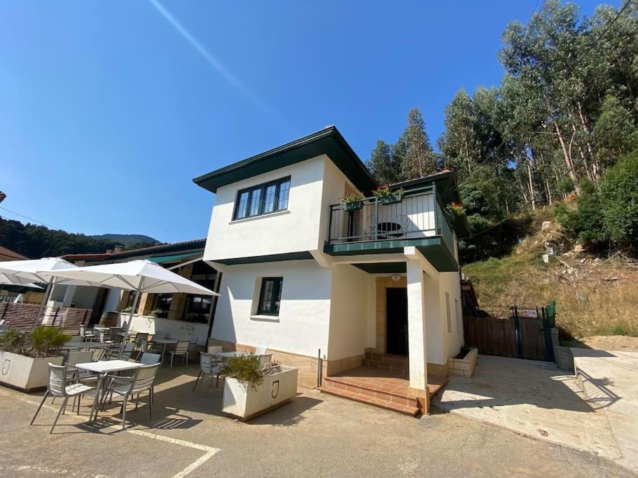 Casa En Montealegre Reformada Y Acogedora * Samano